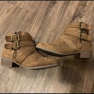 Steve Madden girls shoes